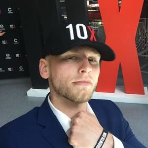 Meet your Posher, Austin